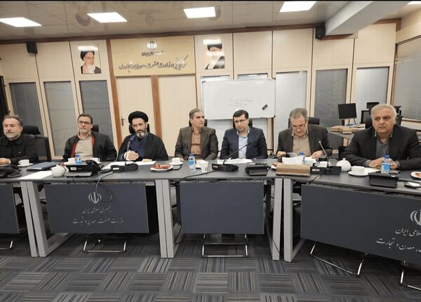 آخرین وضعیت بیمه بیکاری کارگران واحدهای آسیب‌دیده از جنگ