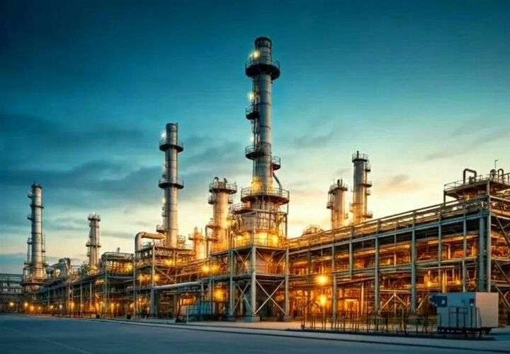 حمایت فراکسیون نظارت بر صنعت نفت، گاز و پتروشیمی مجلس از صنعت پتروشیمی