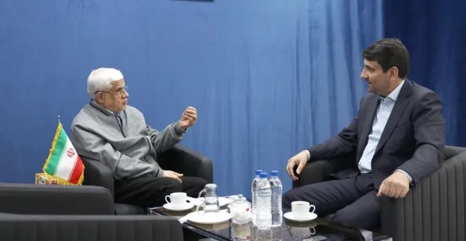 عارف: اینترنت حق عمومی مردم است؛ بساط «اینترنت طبقاتی» برچیده می‌شود