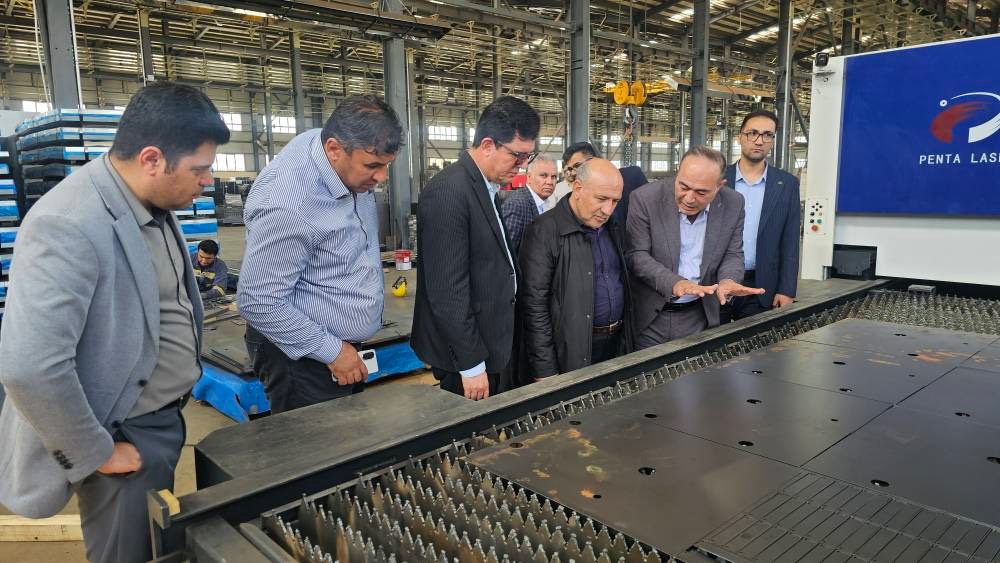 بازدید مدیرعامل سازمان منطقه آزاد ماکو از واحدهای تولیدی شوط و تبریز
