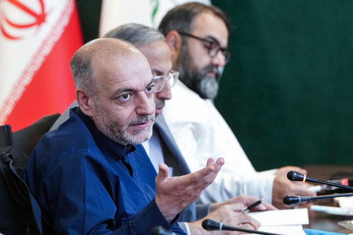 ۱