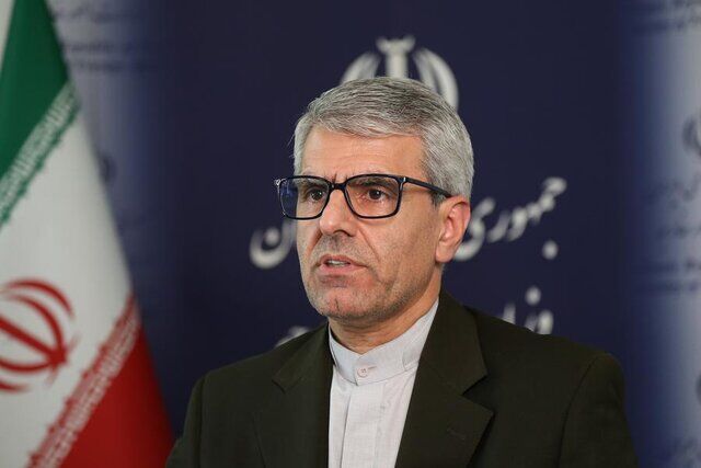 بقایی: اسقاط تحریم‌های نفتی ایران از امروز شروع می‌شود