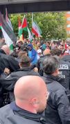 پلیس برلین با گاز اشک آور به حامیان ایران و فلسطین حمله کرد