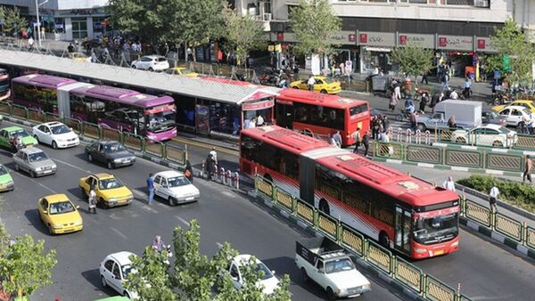 مترو و اتوبوس در تهران همچنان رایگان می‌ماند