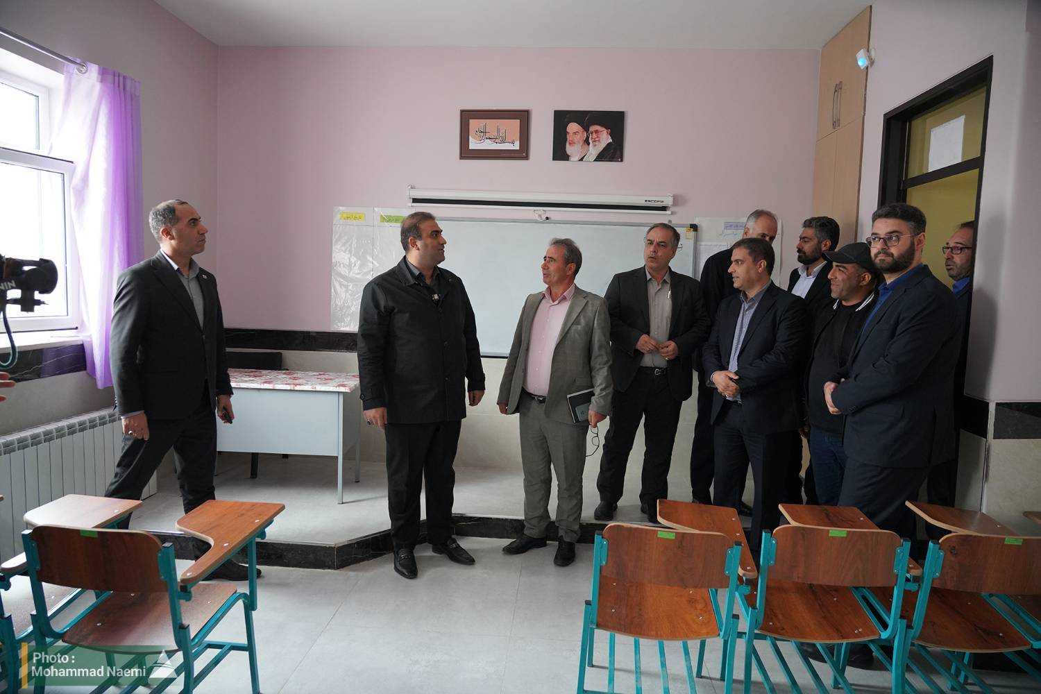 بازدید مدیرعامل سازمان منطقه آزاد ارس از مدارس شهدای خدمت و کمیل شجاع