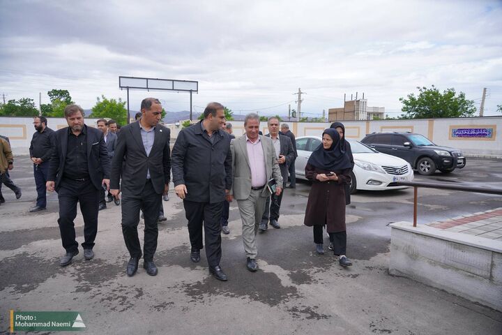 بازدید مدیرعامل سازمان منطقه آزاد ارس از مدارس شهدای خدمت و کمیل شجاع