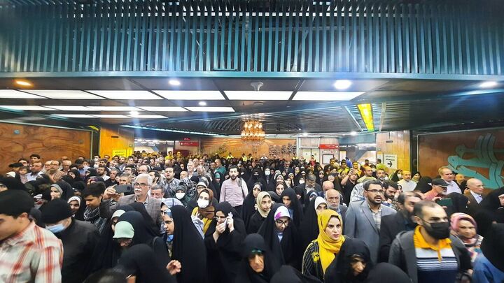 رکورد مترو تهران در جابهجایی ۱۴.۶ میلیون مسافر رکورد مترو تهران در جابهجایی ۱۴.۶ میلیون مسافر