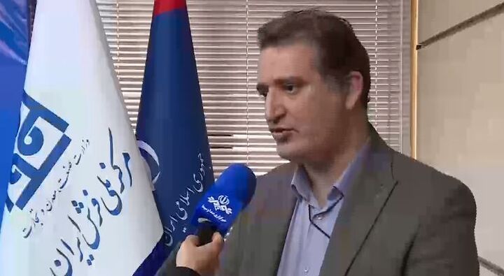 امکان رشد تولید فرش دستباف تا ۳.۵ میلیون مترمربع امکان رشد تولید فرش دستباف تا ۳.۵ میلیون مترمربع