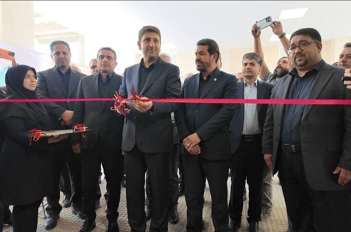 مرکز رشد و توسعه اقتصاد دیجیتال همدان با حضور وزیر ارتباطات بهره برداری شد