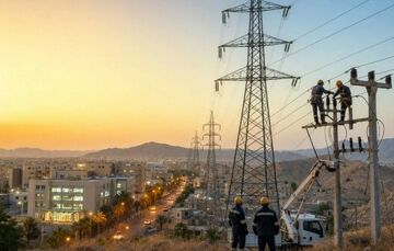 تلاش بی‌وقفه برای بازگرداندن برق مناطق جنوبی کشور