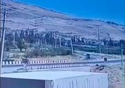 واژگونی عجیب کامیون با  ۲۰ تن بار در سه‌راهی کمربندی سمیرم