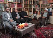 دیدار مدیرعامل منطقه آزاد ارس با امام جمعه هادیشهر و پدر شهید والامقام محمدجواد ناصری