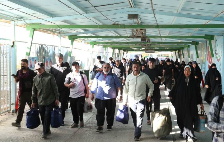بیشترین حجم تردد مرزی از آغاز طرح اربعین ثبت شد| مهران همچنان در صدر بیشترین حجم تردد مرزی از آغاز طرح اربعین ثبت شد| مهران همچنان در صدر