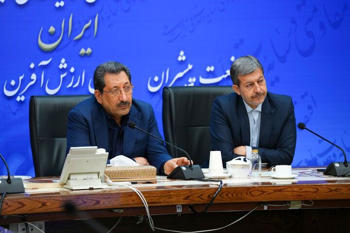 اتابک: دولت با رویکردی حمایتی مسائل تولیدکنندگان را در اولویت قرار داده است اتابک: دولت با رویکردی حمایتی مسائل تولیدکنندگان را در اولویت قرار داده است