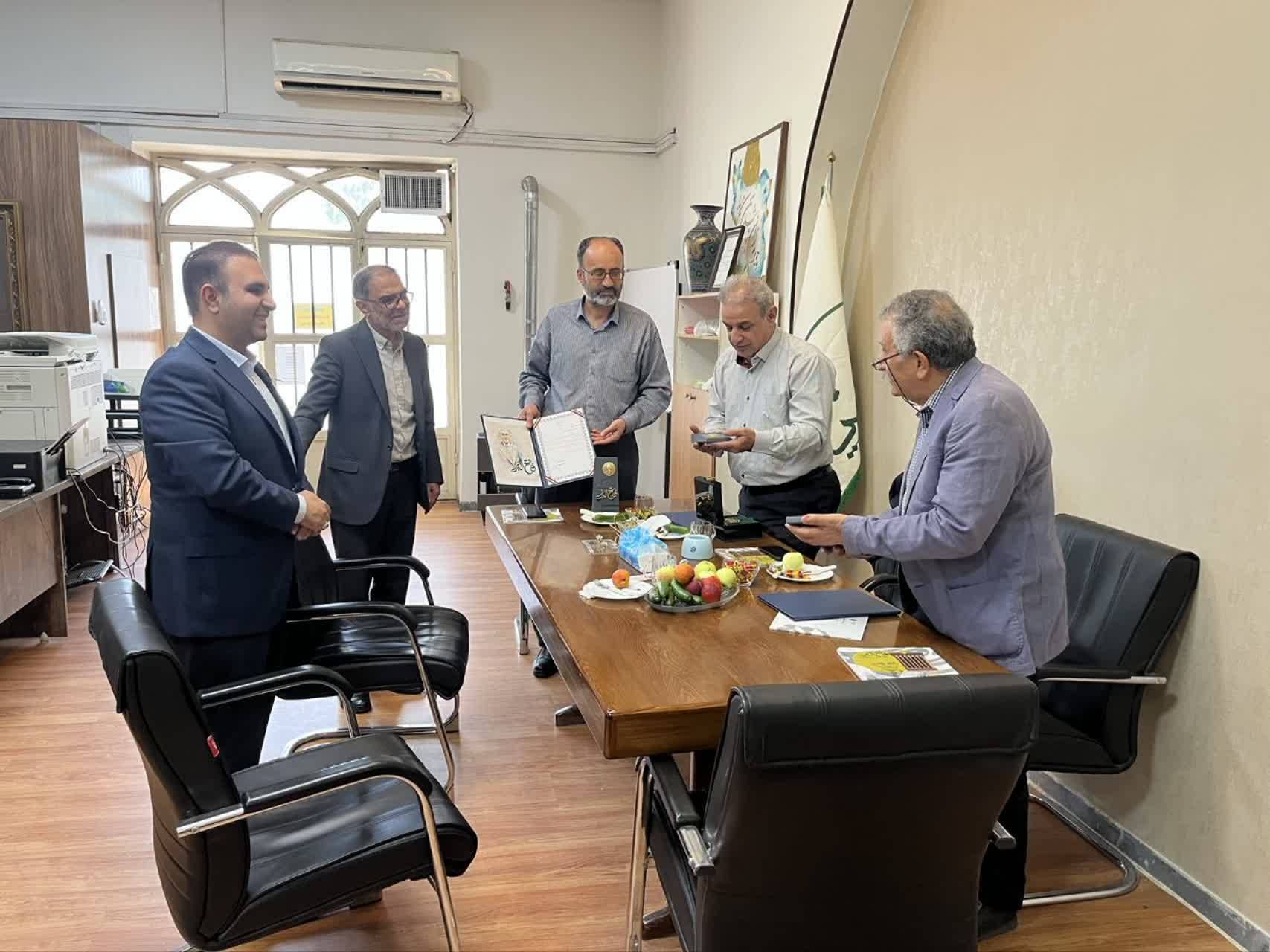 توسعه همکاریهای مشترک فرهنگی و هنری بنیاد فاتح و خانه هنرمندان استان البرز