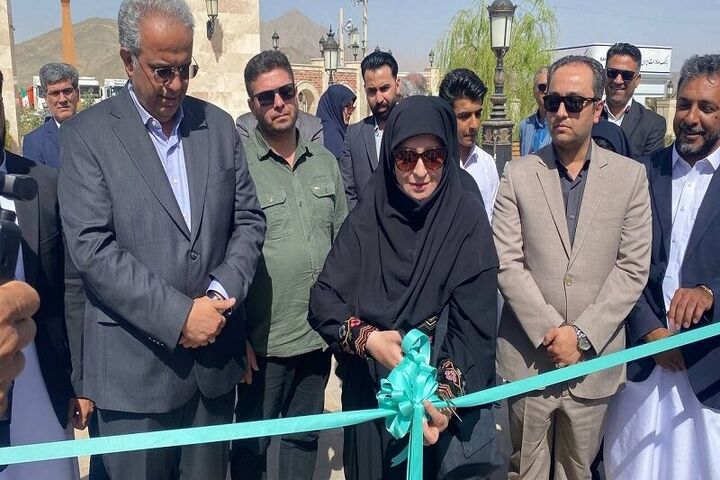 نخستین ناوگان تاکسی برقی در زاهدان آغاز به‌کار کرد