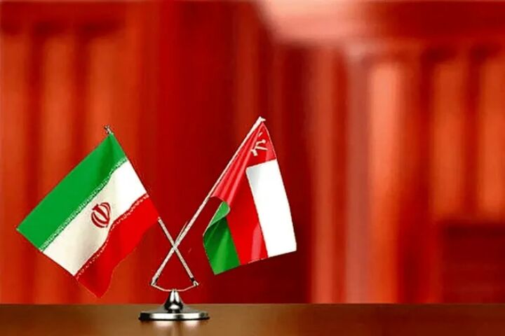 ادامه مذاکرات ایران و عمان درباره تنگه هرمز