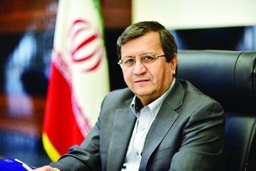 همتی: اظهارات وزیر خزانه‌داری آمریکا با مواضع قبلی وی متناقض است