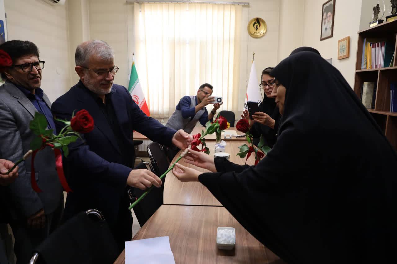 استاندار البرز در خانه مطبوعات استان: دغدغه‌های خبرنگاران را با جدیت پیگیری می‌کنیم