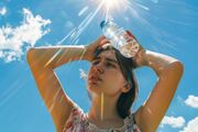 ۶ راهکار کاهش تعریق بدن در تابستان
