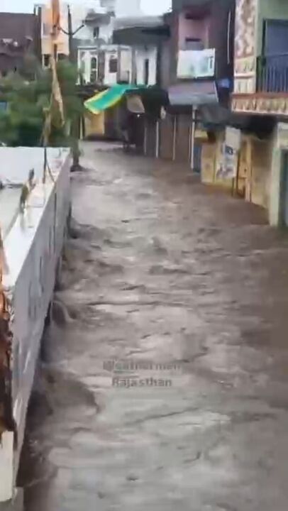 تلفات سنگین سیل ویران‌گر در هند