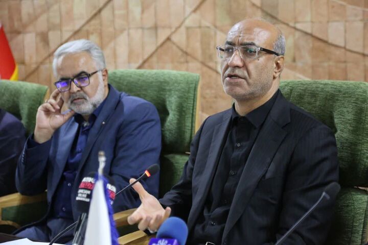 استاندار کرمانشاه: مدیریت واحد مرزی برای تسهیل تجارت با عراق اجرا می‌شود