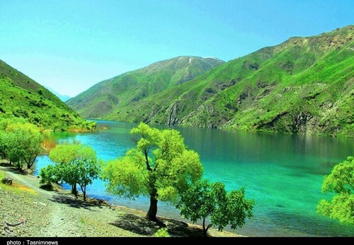 ورود گردشگران به دریاچه گهر لرستان ممنوع می‌شود