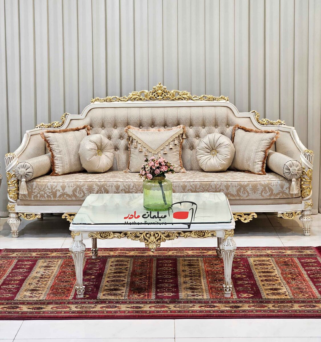 مبل کلاسیک راحتی گلایل