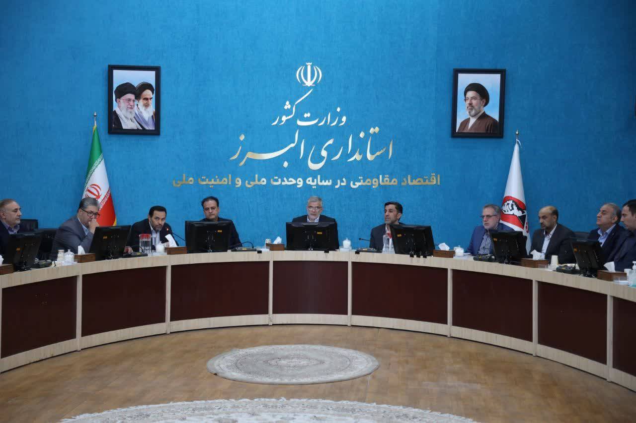 استاندار البرز: مهار قیمتها و تقویت قدرت خرید مردم اولویت تنظیم بازار است
