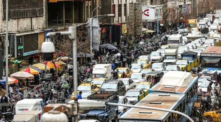 آغاز برخورد با اشغال معابر توسط نمایشگاه‌داران و مغازه‌داران