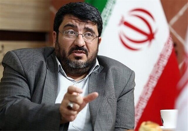 فؤاد ایزدی: اگر آمریکا از فشار اقتصادی جدید نفع نبرد به همان سیاست قبلی بازمیگردد فؤاد ایزدی: اگر آمریکا از فشار اقتصادی جدید نفع نبرد به همان سیاست قبلی بازمیگردد