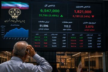 بورس زیر سایه عرضه‌ها؛ شاخص کل سبز ماند اما بدنه بازار عقب نشست