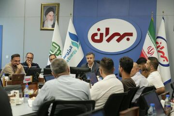 بازدید فعالان منتخب حوزه روانکار از پالایشگاه نفت بهران