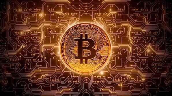 آخرین وضعیت بازار رمزارزها در جهان| بیت‌کوین در آستانه صعود دوباره قرار دارد؟
