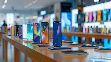 قیمت روز انواع تلفن همراه ۳ آبان ۱۴۰۵