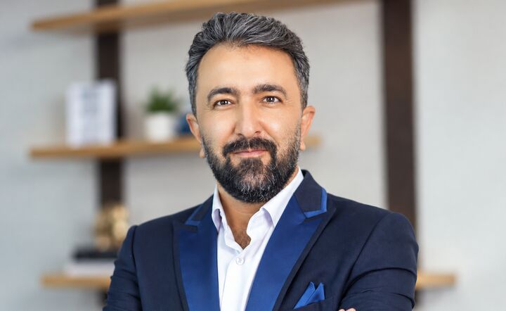 دو مجوز، یک تصمیم‌گیر؛ مسئله تعارض منافع در بازار سرمایه