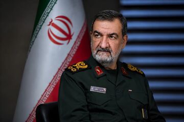 سرلشکر محسن رضایی: ما شروطمان را گفتیم اما ترامپ قادر به تصمیم‌گیری نیست