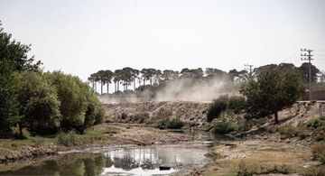 زاینده‌رود غرق در فاضلاب
