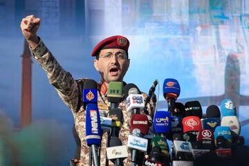 حملات موشکی یمن به یک پایگاه نظامی در عربستان