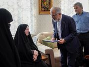 ادای احترام مدیرعامل بانک مسکن به مقام شامخ سپهبد شهید پاکپور