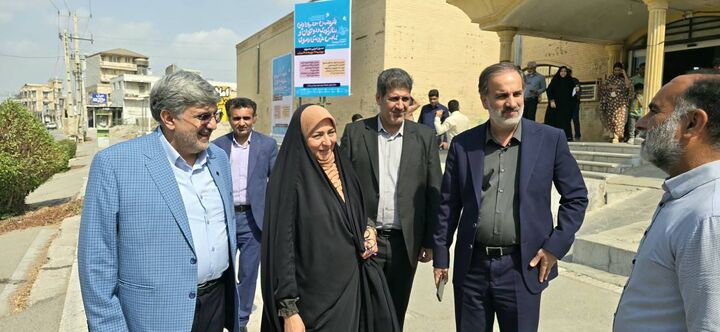 معاون هنری وزیر فرهنگ و ارشاد اسلامی وارد هرمزگان شد