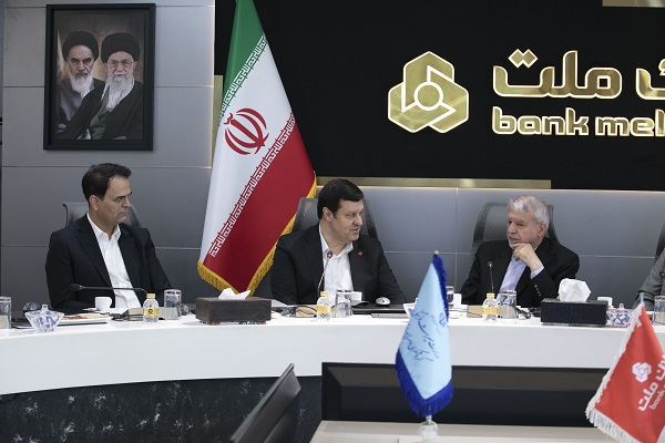 قدردانی وزیر میراث فرهنگی از بانک ملت / تأکید بر تقویت همکاری در زیرساخت‌های گردشگری