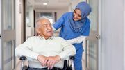 آموزش انتقال افراد دارای محدودیت حرکتی به حمام و سرویس بهداشتی