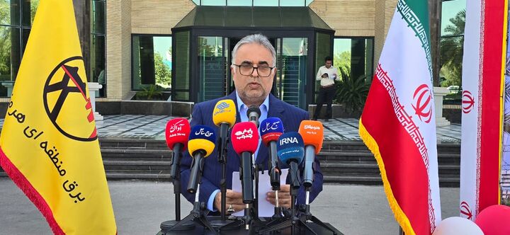 آیین استقبال از سفیر همدلی صنعت برق ایران در هرمزگان انجام شد.